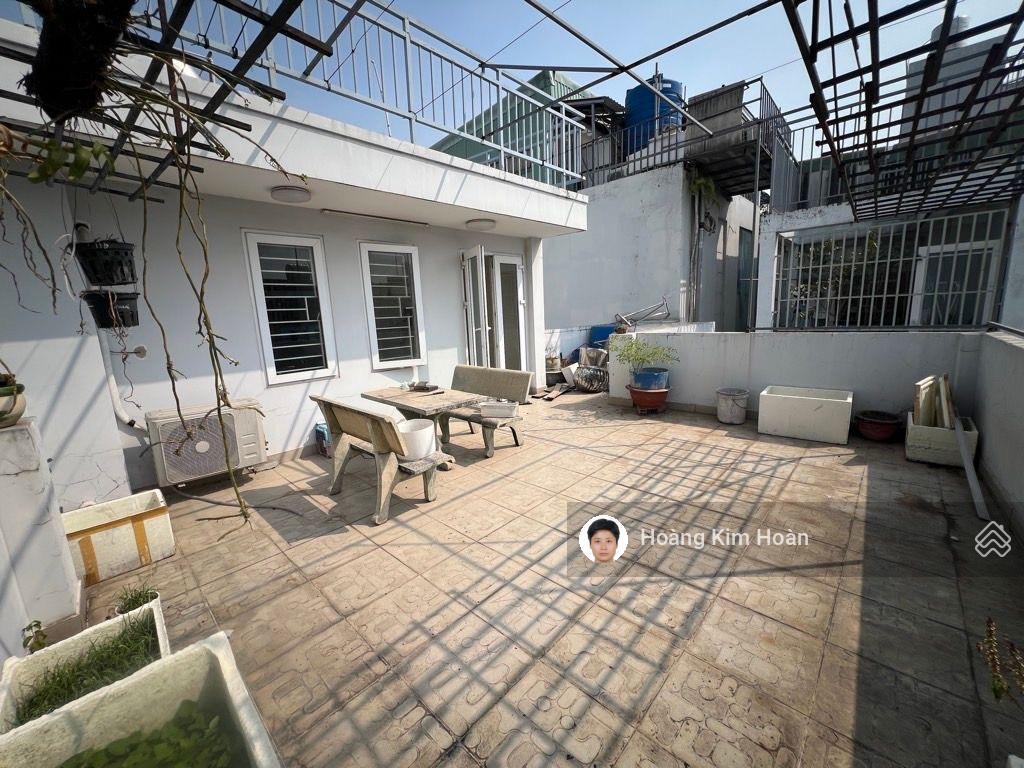 Toà chdv khu phan xích long, 5 tầng thang máy, 120m2 đất cải tạo được 16pn chdv cao cấp