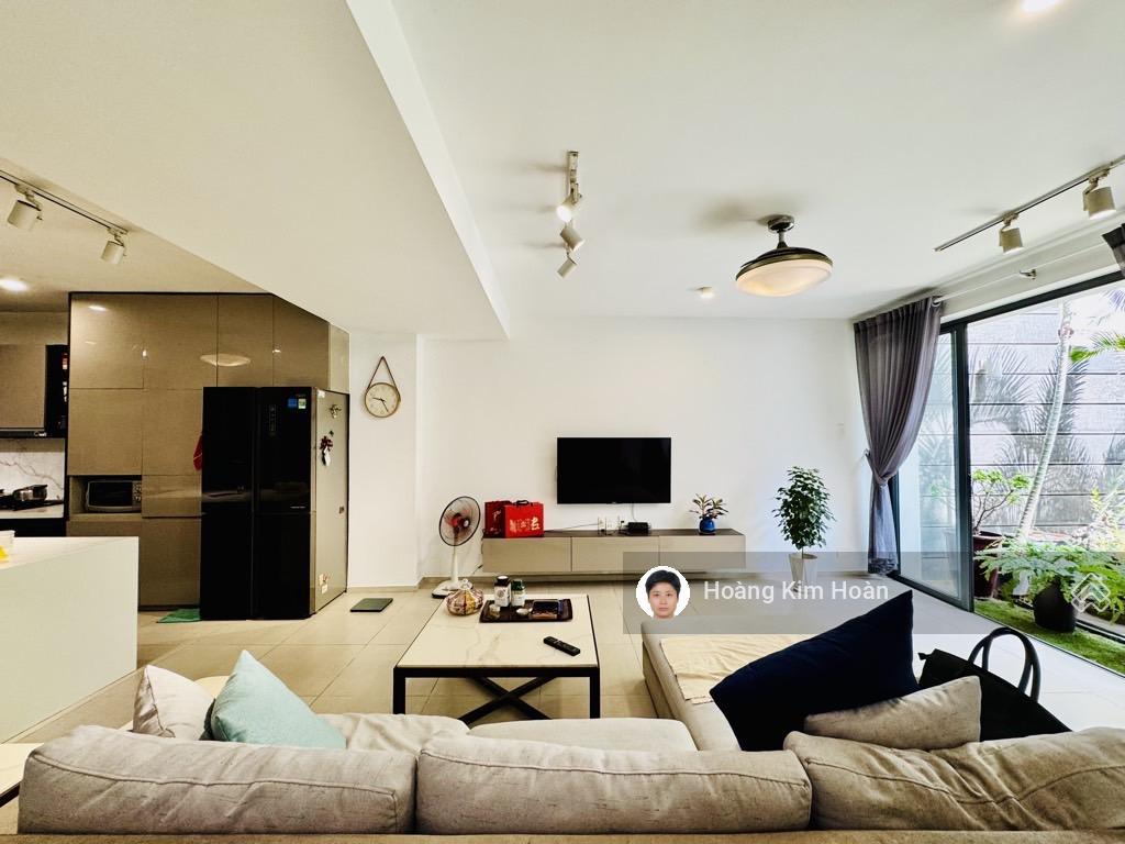 Chủ gấp bán!!! villa phố tươi mát 2 mặt thoáng, 8x20m, 4 tầng, 2 chiếc ô tô ngủ nhà