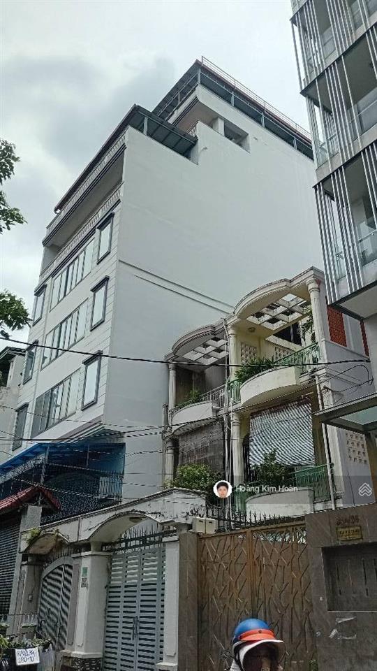 Bán đất tặng nhà hxh 8m sát mặt tiền đường, 10x22m, 3 tầng đúc btct, sẵn dòng tiền 50tr/tháng