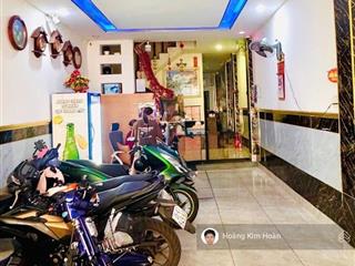 Khách sạn cao cấp 19pn/19wc, dòng tiền ~200 triệu/tháng, 100m2x5 tầng, khu đường hoa phan xích long