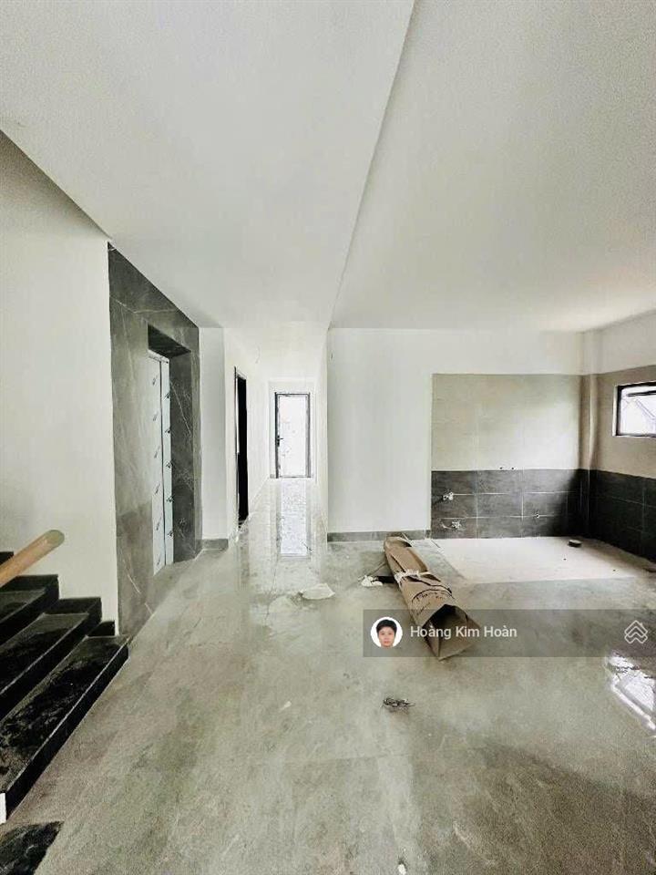 Toà chdv 20p kiến trúc châu âu, ngang khủng gần 9m cực hiếm, cách mặt tiền chỉ 50m