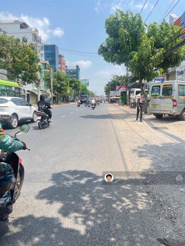 Cực hiếm 1.000m2 khuôn đất vuông đẹp, 19x38m, sát ngay bxmđ cũ