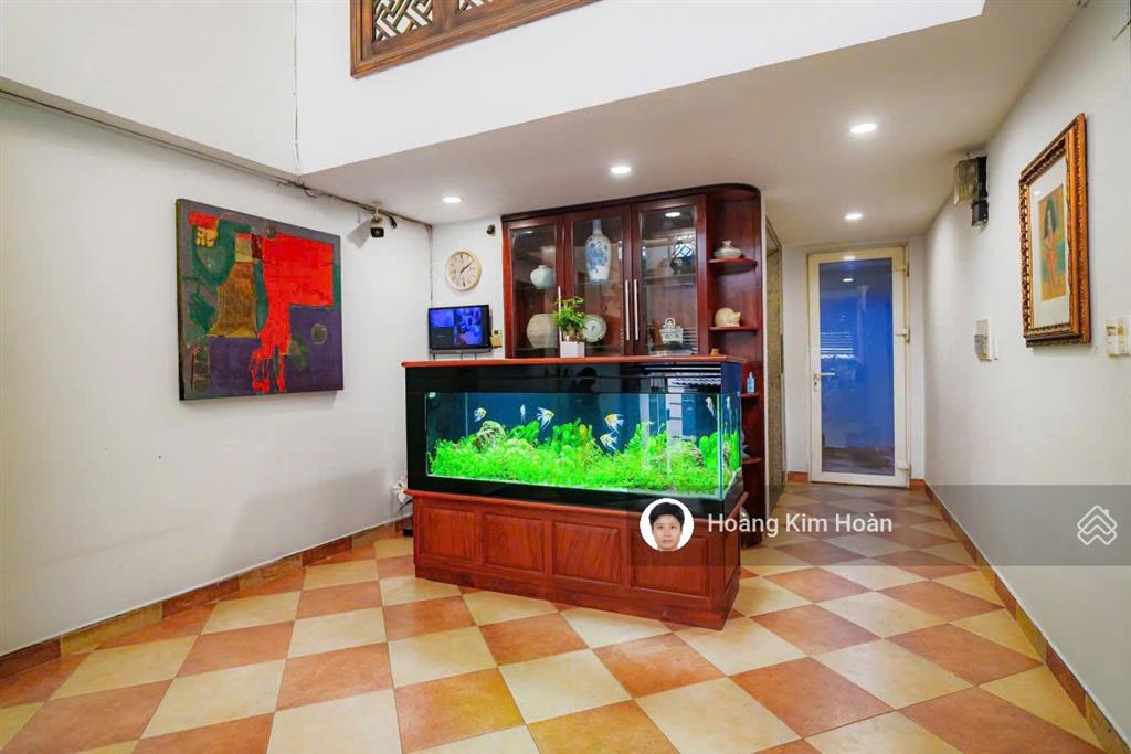 Tòa chdv 9 tầng cực hiếm hxh ngay nguyễn văn trỗi, ngang khủng 8m, dòng tiền ~170tr/tháng