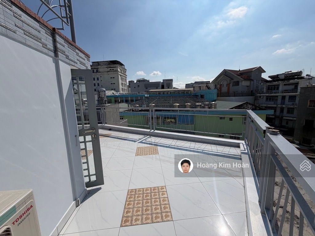 Ngang khủng hơn 6m, hẻm trước nhà 6m, vị trí cực đỉnh đường trương quốc dung, 5 tầng bề thế