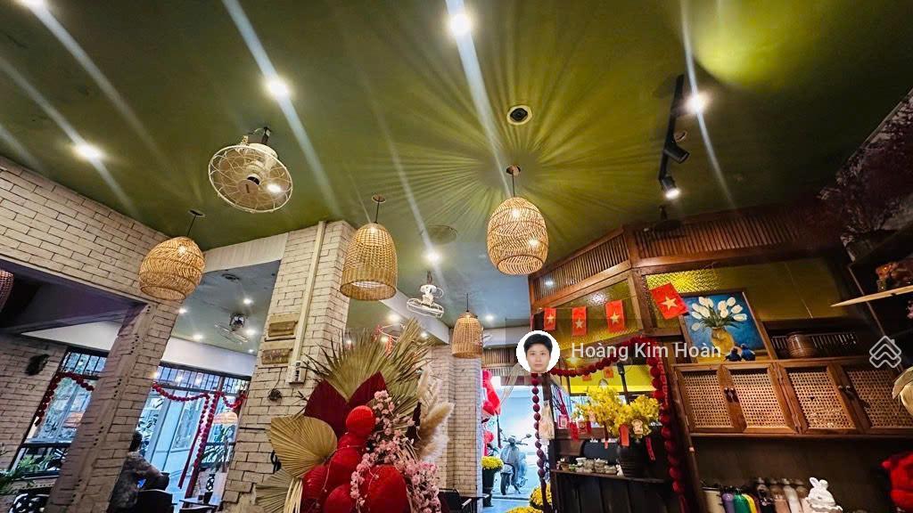 Lô góc ko lộ giới, mặt tiền kinh doanh cực đỉnh ngay cửa ngõ sân bay tsn, 9x17m vuông a4, 3 tầng