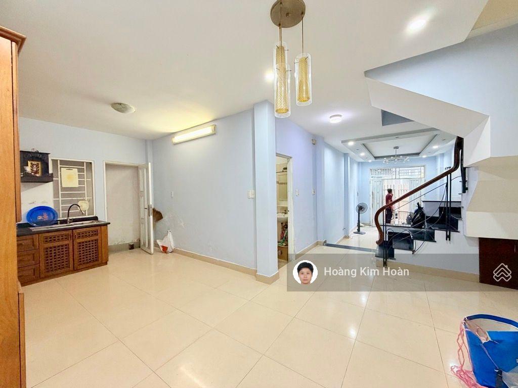 Ô tô đậu đỗ ngày đêm khu phan xích long, 60m2 x 3 tầng btct, nở hậu tài lộc, nhà mới đẹp lung linh