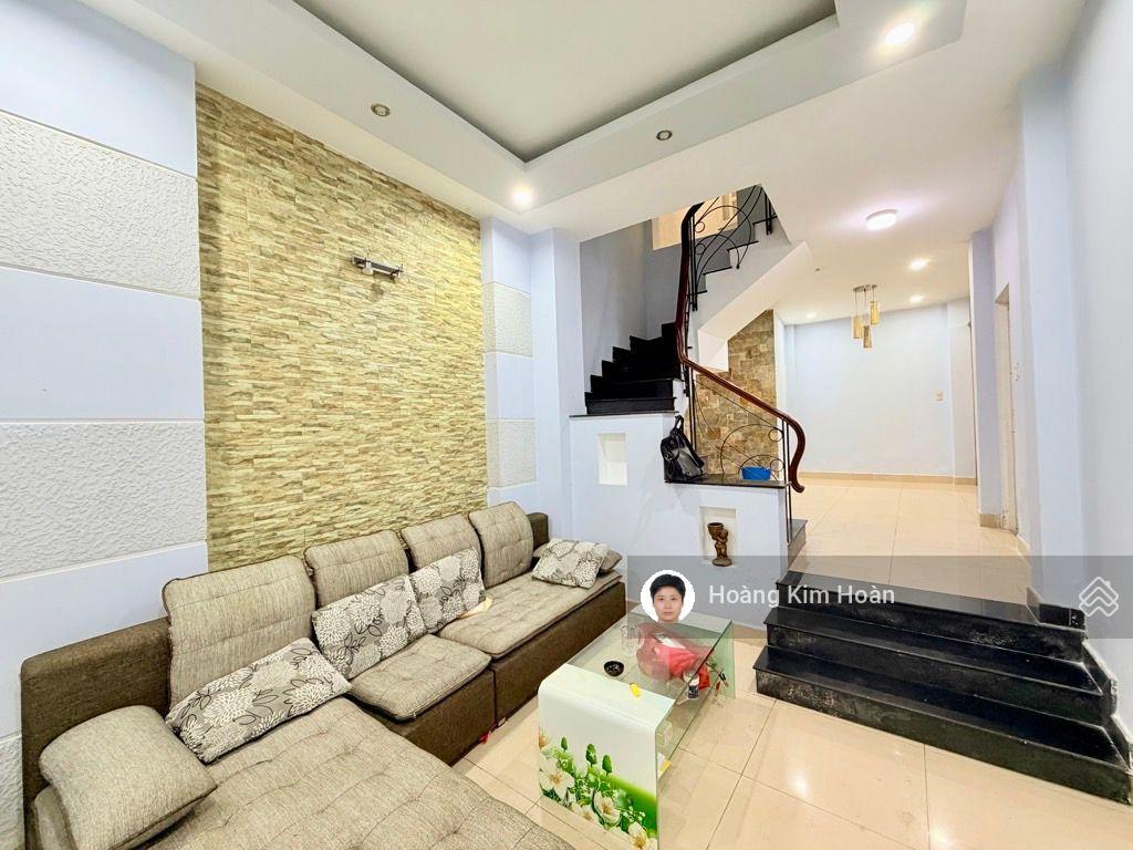 Ô tô đậu đỗ ngày đêm khu phan xích long, 60m2 x 3 tầng btct, nở hậu tài lộc, nhà mới đẹp lung linh