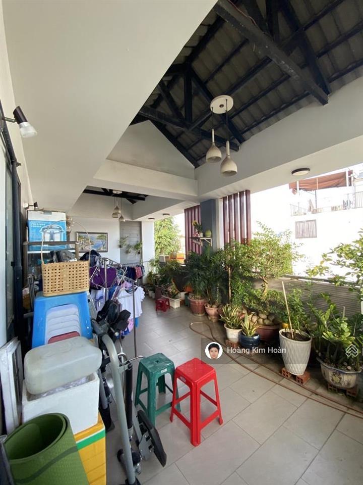 Nhà kts thiết kế, ngang khủng hơn 8m, 5 tầng bế thế với 9pn/5wc cách đường phan đình phùng chỉ 20m