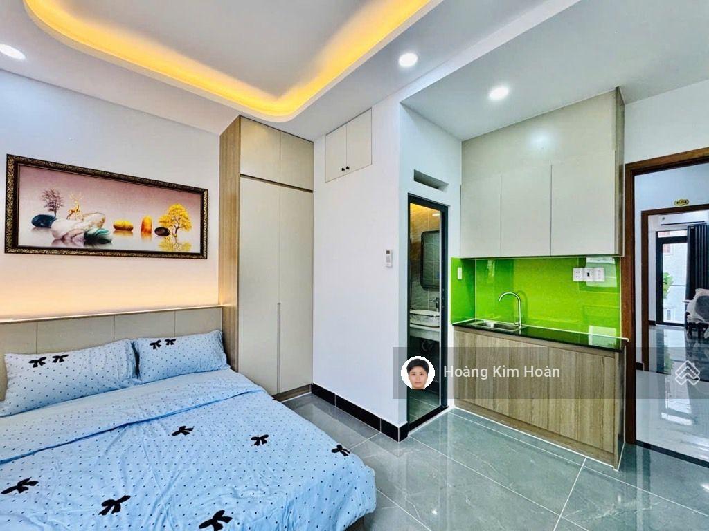 Gà đẻ trứng vàng hxh giáp trục phan đăng lưu, dòng tiền ~850tr/năm, 5 tầng với 9pn/9wc, pccc đầy đủ