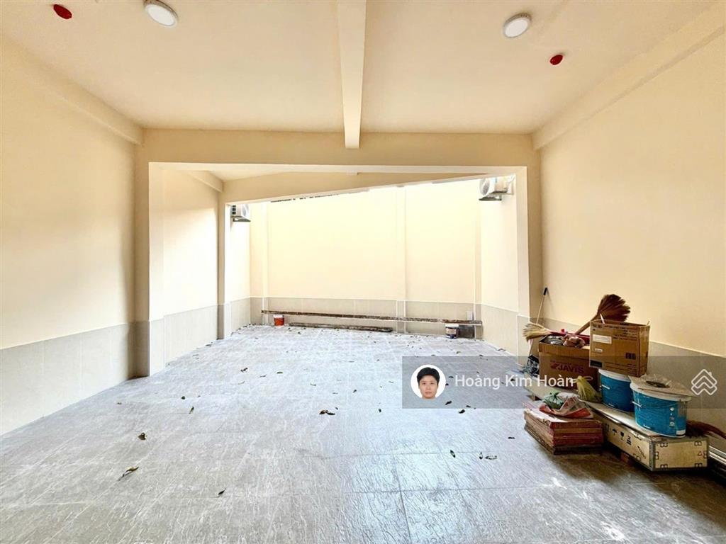 Tòa chdv hơn 110m2 đất,5 tầng có thể lên tới 14 phòng, dòng tiền ~87tr/tháng, cách mặt tiền chỉ 10m