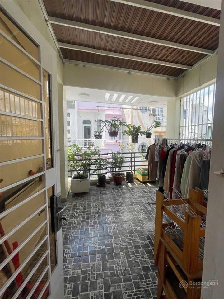 Hẻm xe tải thông giáp trục phan đăng lưu, 49m2 x 3 tầng đúc btct còn mới cứng, kinh doanh cực đỉnh