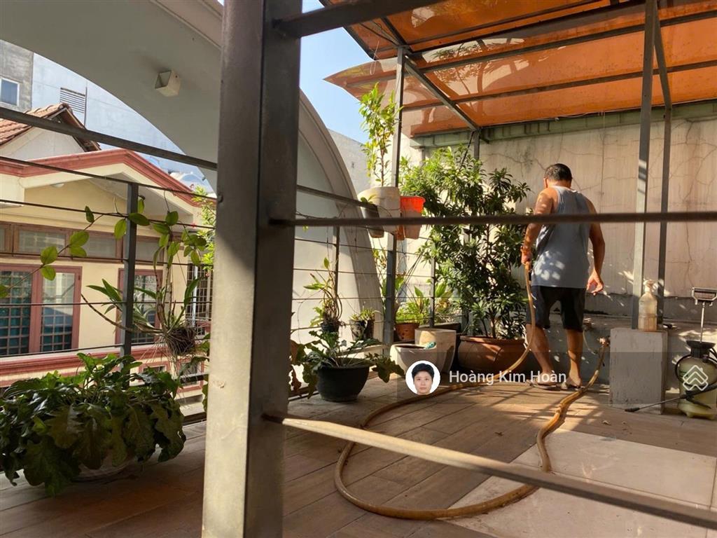 Vị trí kim cương!!! hxh 1 trục cách mặt tiền chỉ 20m, ngang khủng 7m, 65m2 x 4 tầng bề thế