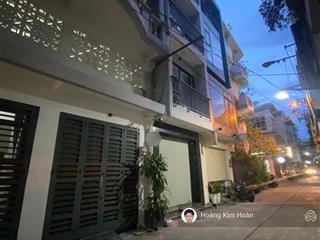 Vị trí kim cương!!! hxh 1 trục cách mặt tiền chỉ 20m, ngang khủng 7m, 65m2 x 4 tầng bề thế