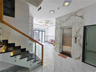 Cách đường chỉ 30m sát chợ bà chiểu, 4,5x20m, 4 tầng thang máy vivu với dòng tiền ~60tr/tháng