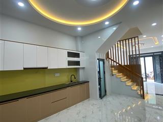 Hxhx cách mặt tiền chỉ 20m sát chợ bà chiểu, ô tô đậu đỗ ngày đêm, 4 tầng xây mới, ngang 4m bề thế