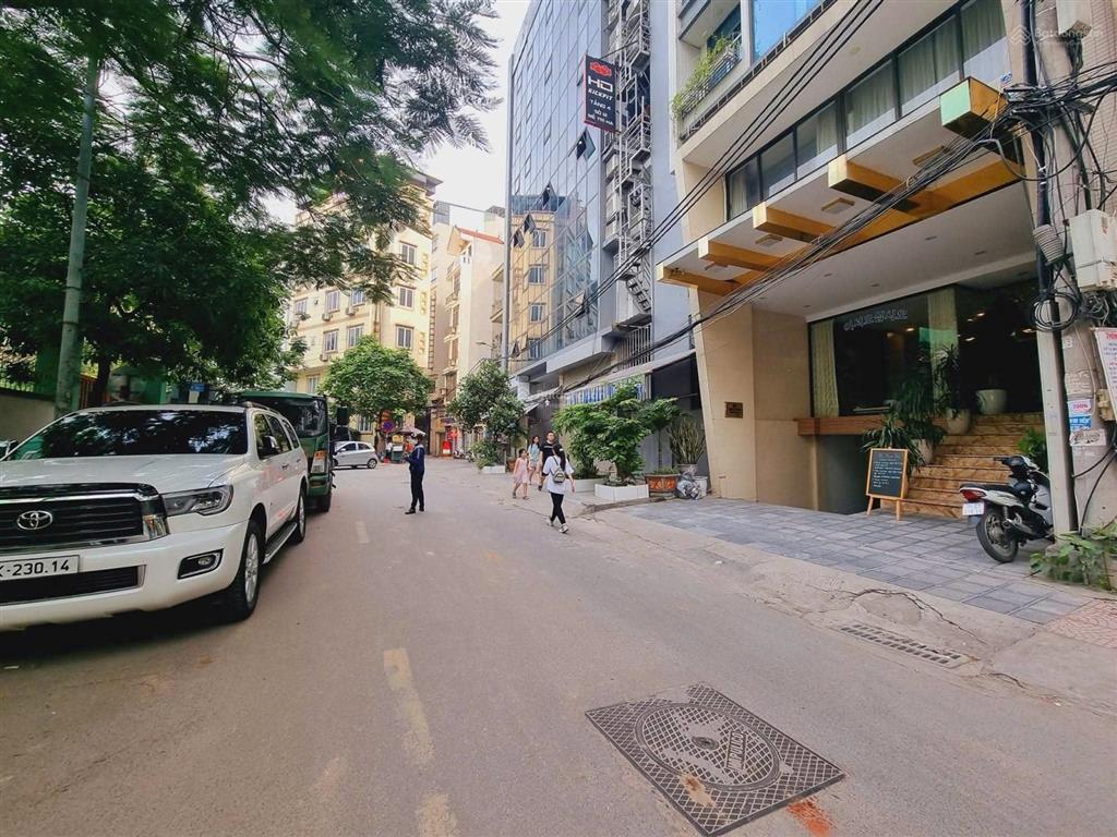 Bán mảnh đất vuông đẹp, mật ngõ ô tô tránh, vỉa hè, quận tây hồ cũ, 200m, mặt tiền 9m, giá 96 tỷ