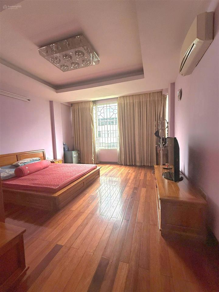 Bán nhà mặt phố trung hòa, 72m, 7 tầng, 72 tỷ