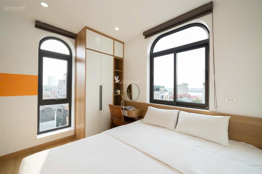 Bán tòa nhà 10 tầng, mặt ngõ to hơn mặt phố, 3 ô tô tránh, vỉa hè 410m, 205 tỷ
