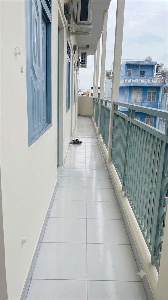 Chỉ 2,3 triệu ngay lê trọng tấn  phòng rộng 30m có gác cao dọn vào ở ngay