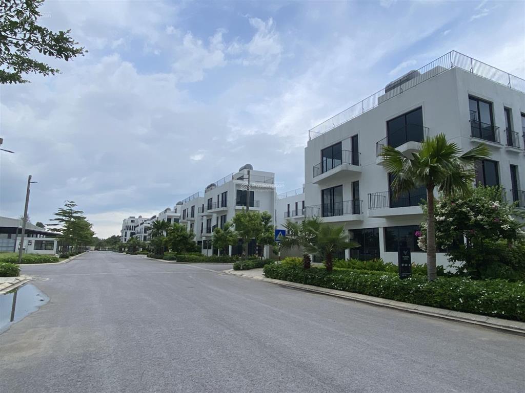 Bán bt tại vlasta sầm sơn đẹp không tỳ vết, dt 194m, mặt biển, sổ đỏ lâu dài, chỉ 12 tỷ