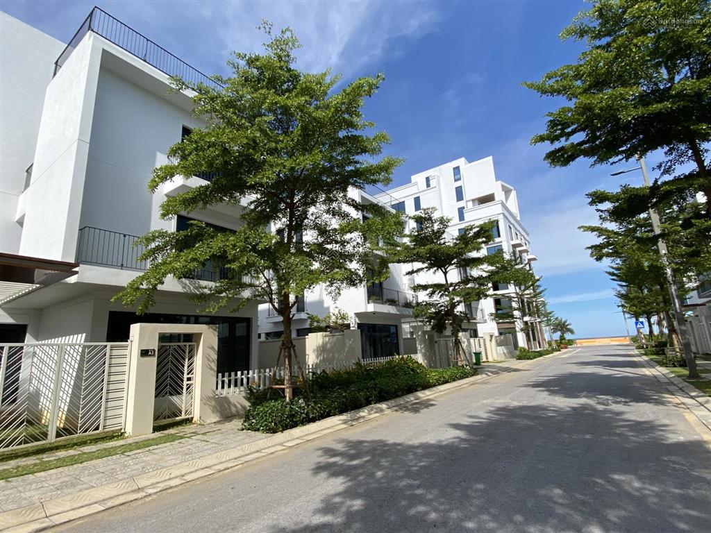 Biệt thự mặt biển sầm sơn, 321m2, sở hữu lâu dài, chỉ 12,5 tỷ