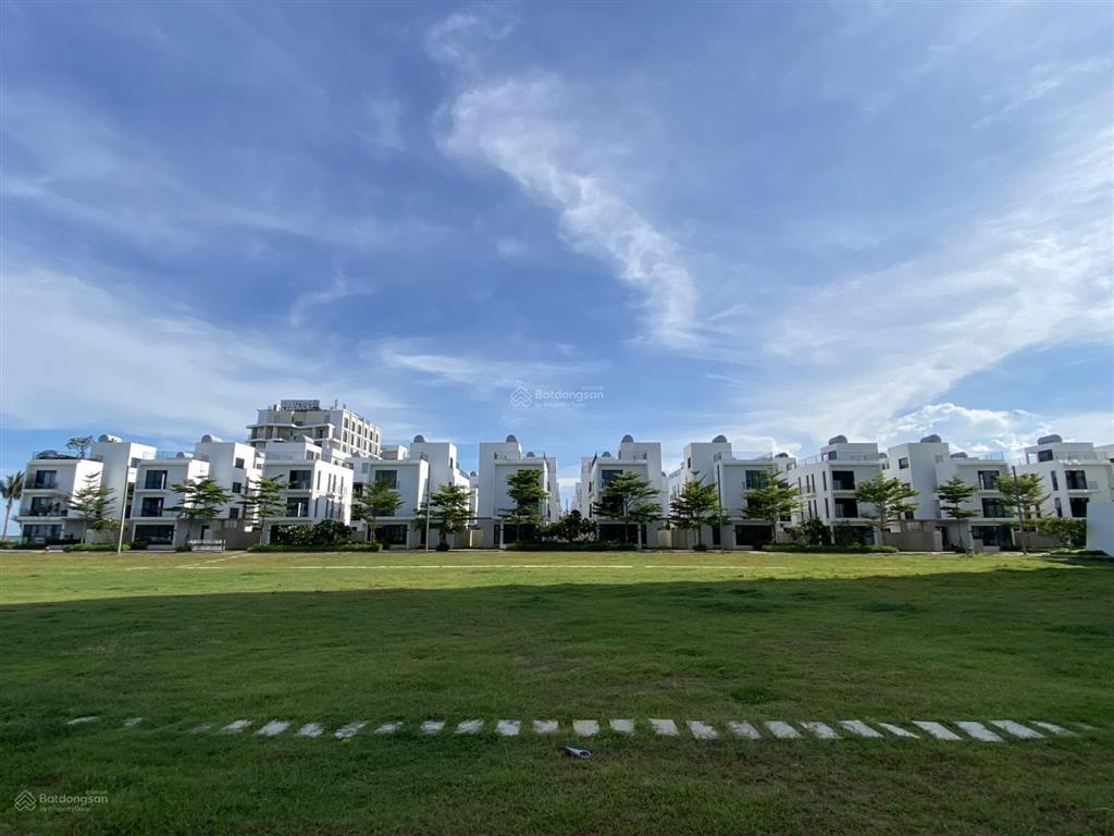 Biệt thự mặt biển sầm sơn, 321m2, sở hữu lâu dài, chỉ 12,5 tỷ