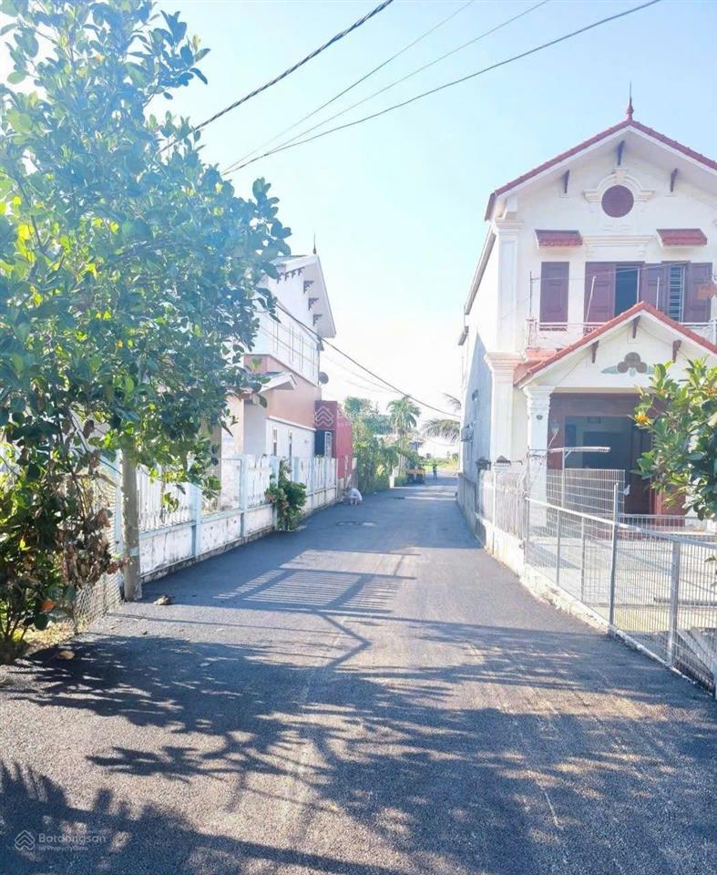 Đoàn kết  minh tân  kiến thuỵvị trí đẹp, ngay đằng sau là nhà ga hỗn hợp