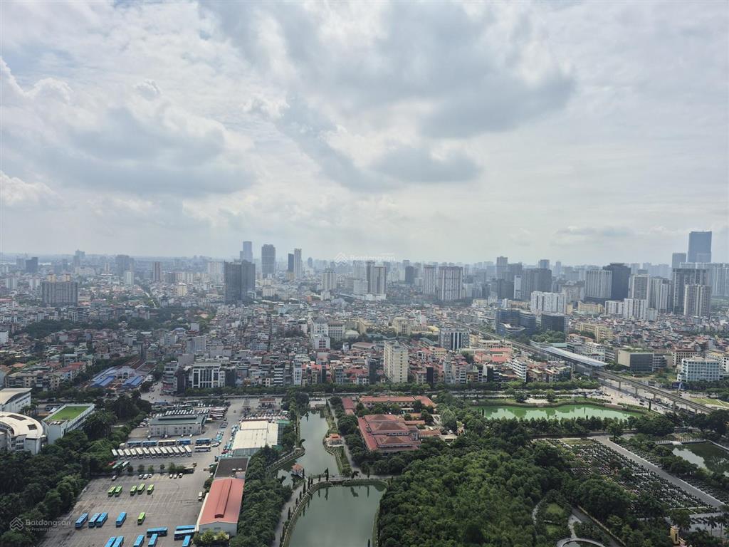 Rox tower 136 hồ tùng mậu cầu giấy sàn thương mại tiêu chuẩn 5 sao vị trí kim cương 240m² 11 tỷ