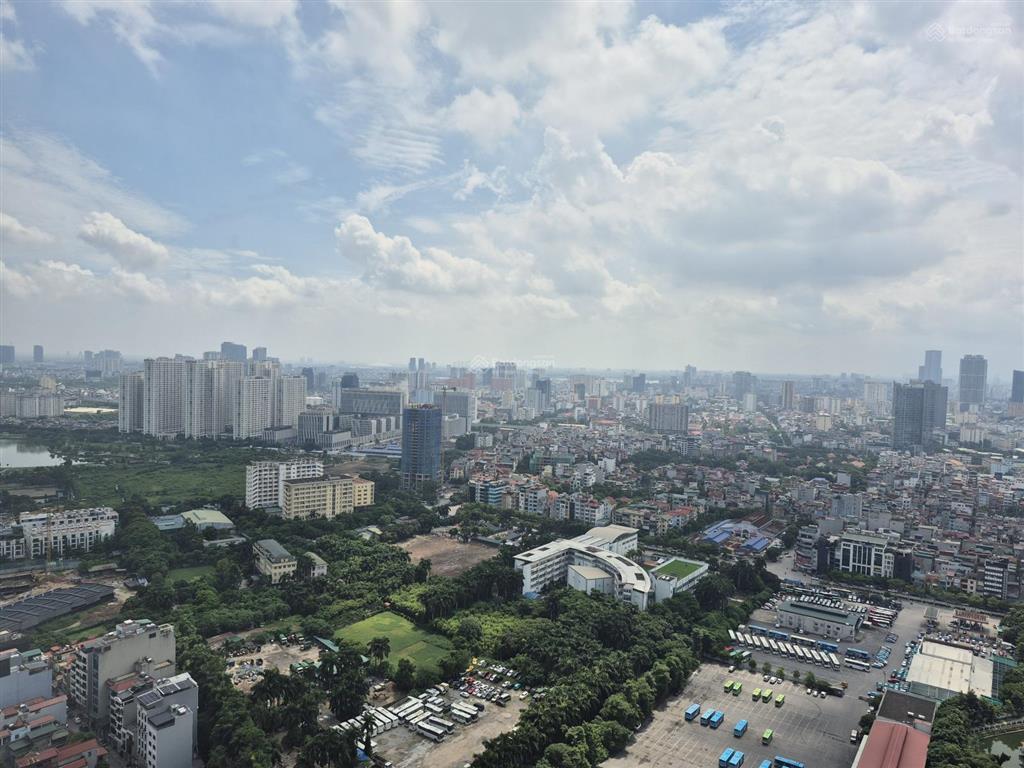 Rox tower 136 hồ tùng mậu cầu giấy sàn thương mại tiêu chuẩn 5 sao vị trí kim cương 240m² 11 tỷ