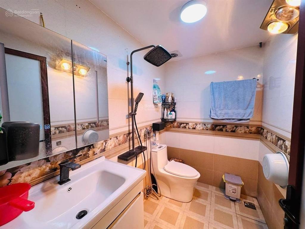 Bán nhà phân lô vỉa hè ngõ ô tô tránh kinh doanh đẹp yên bình văn quán hà đông 45m 9,5 tỷ