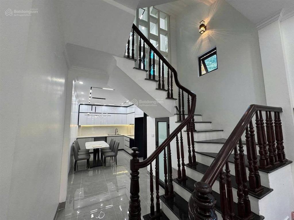 Bán nhà 5 tầng phố 19/5 văn quán hà đông lô góc full nội thất đẹp 35m 8 tỷ