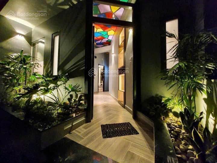Villa rộng gần 1200m2 đường xô viết nghệ tĩnh đà lạt hạ 2.5 tỷ chỉ còn 17 tỷ tl