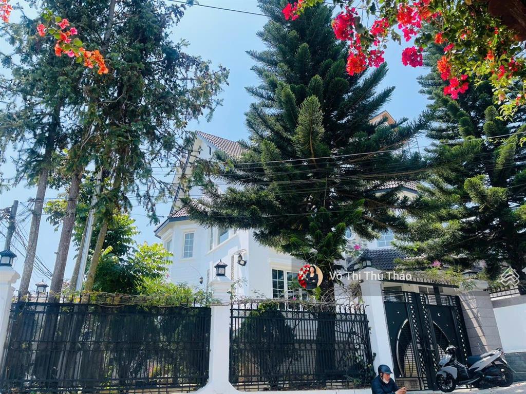Bán villa sân vườn 434m2 tại triệu việt vương, 22 tỷ, đà lạt