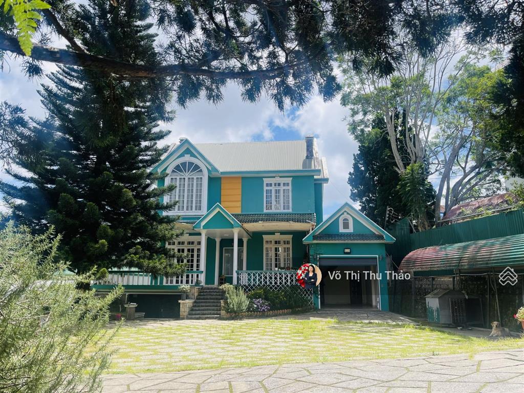 Hàng hiếm biệt thự sân vườn rộng hơn 1500m2 đường hùng vương, đà lạt cách hồ xuân hương chỉ 3 phút