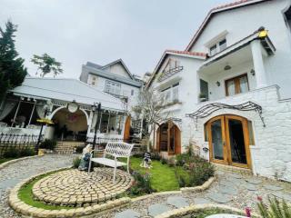 Bán biệt thự châu âu trung tâm đà lạt sân vườn chill hoàng diệu, 317m2, giá siêu hời 25 tỷ vnd