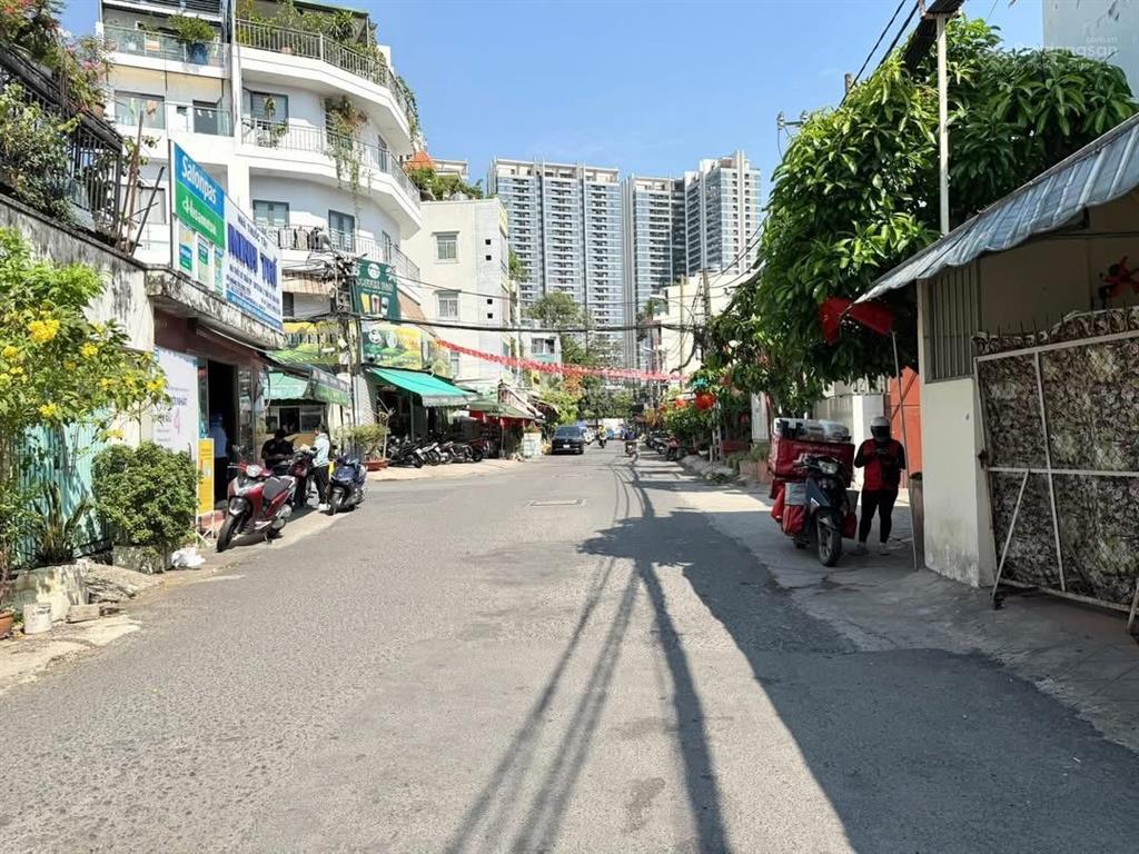 Giảm 500tr  tô hiến thành, hẻm an ninh dân trí. quận 10  36m2  4 tầng  cách ô tô 10m  4pn