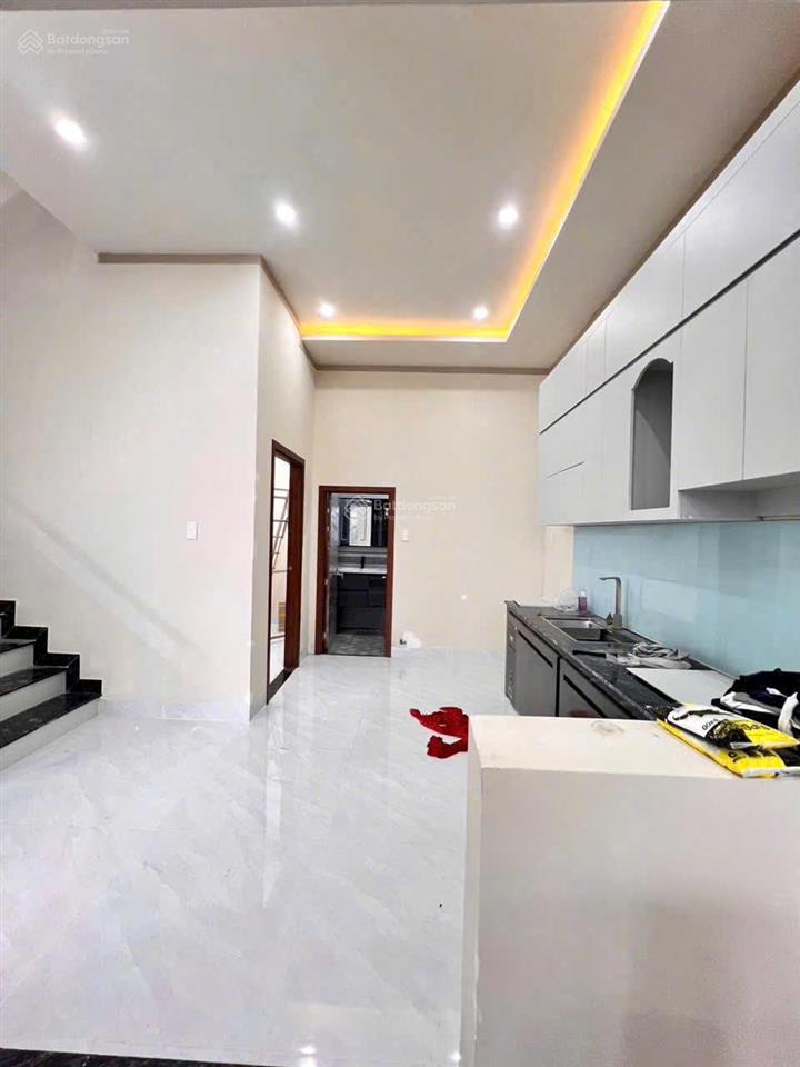 Giá chỉ 2tỷ hơn bán gấp biệt thự mini dt 7x15m sổ riêng ngay bửu long gần trung tâm biên hoà