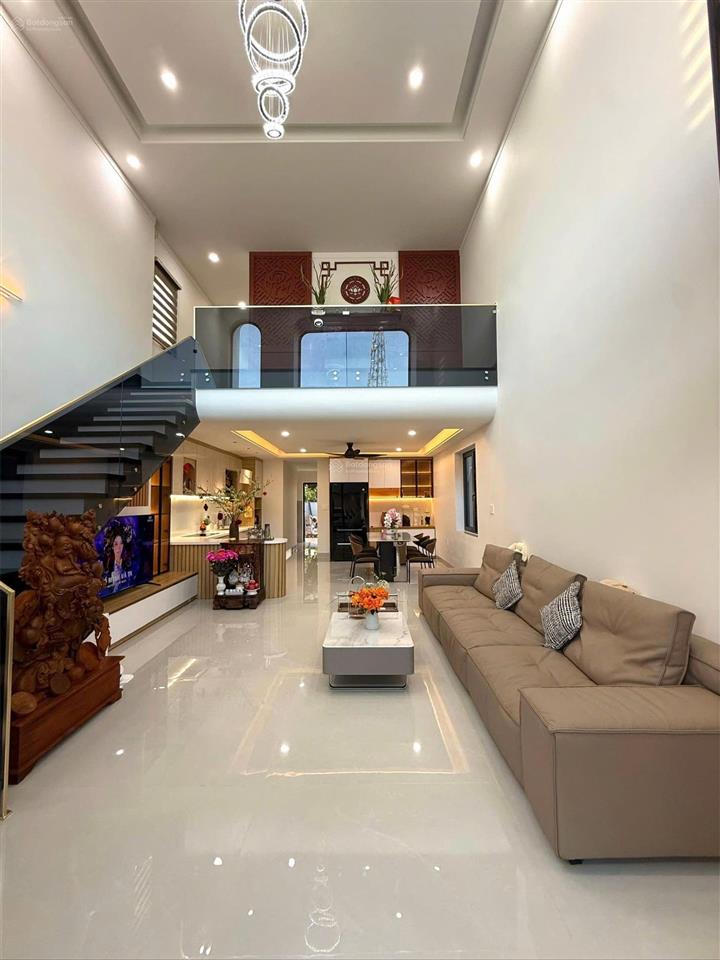 Xuất hiện căn nhà lửng 100m2 sổ riêng thổ cư ngay kdc sư đoàn 370, cổng 2 sân bay biên hòa