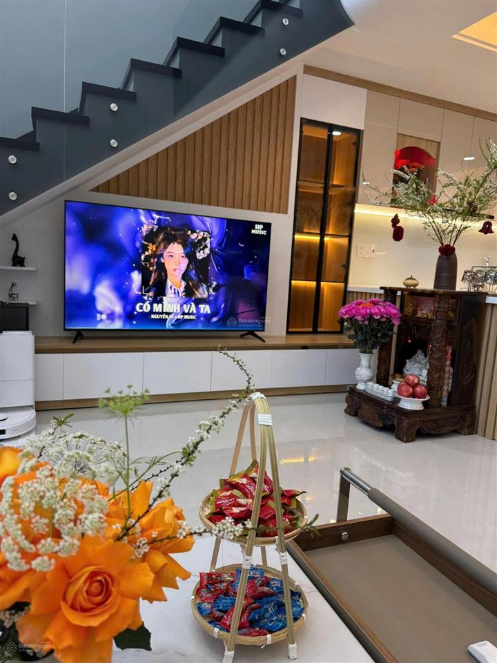 Xuất hiện căn nhà lửng 100m2 sổ riêng thổ cư ngay kdc sư đoàn 370, cổng 2 sân bay biên hòa