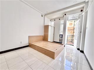 Căn hộ ban công full nt mớitrung tâm tân bìnhsân bayphú nhuậnbờ kè hoàng satrường saquận 3q1