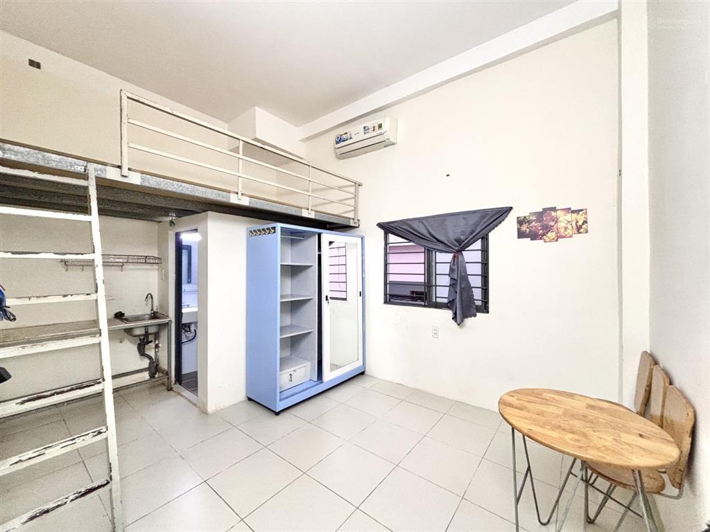 Duplex cửa sổ trờithang máybảo vệgác cửa sổ trờingay lý thường kiệtbắc hảithành tháicmt8