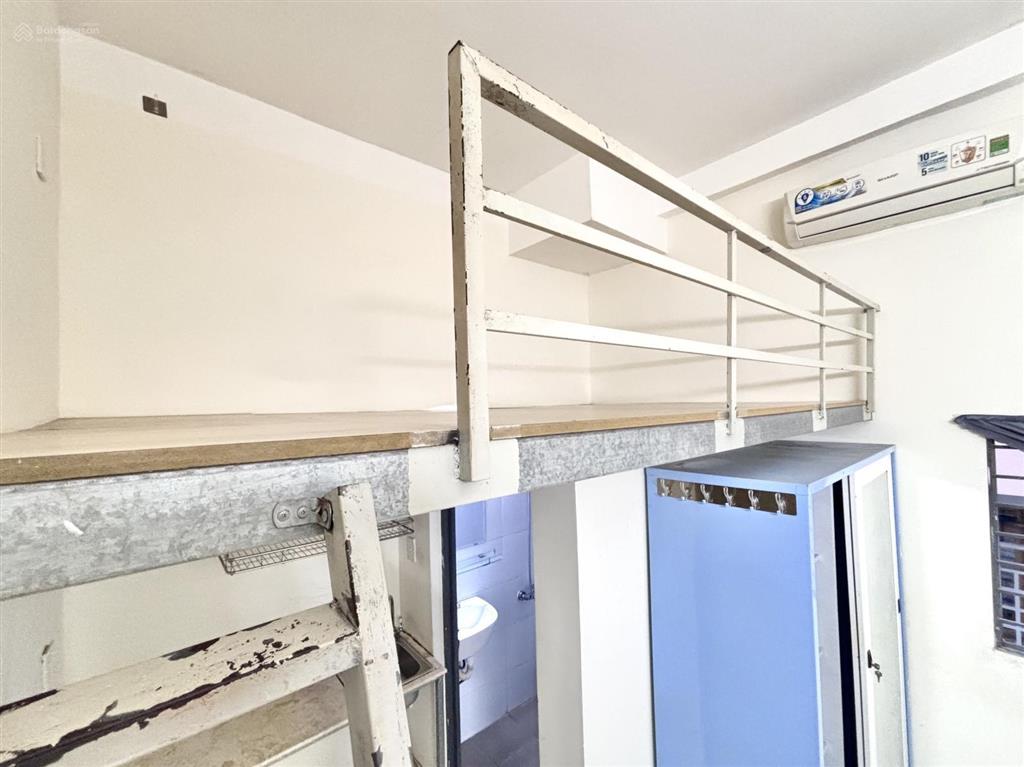 Duplex cửa sổ trờithang máybảo vệgác cửa sổ trờingay lý thường kiệtbắc hảithành tháicmt8