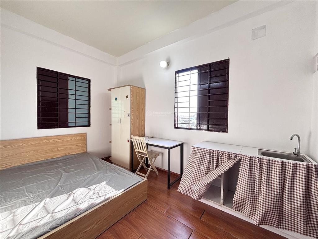 Studio full nt thang máyphòng trọ giá rẻcửa sổ trờitân bìnhhoàng hoa thámetownk300sân bay