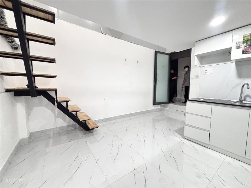 Căn hộ duplex full ntsiêu rộng giá rẻcửa sổ trời lớnthang máytân bìnhlạc long quânbàu cát