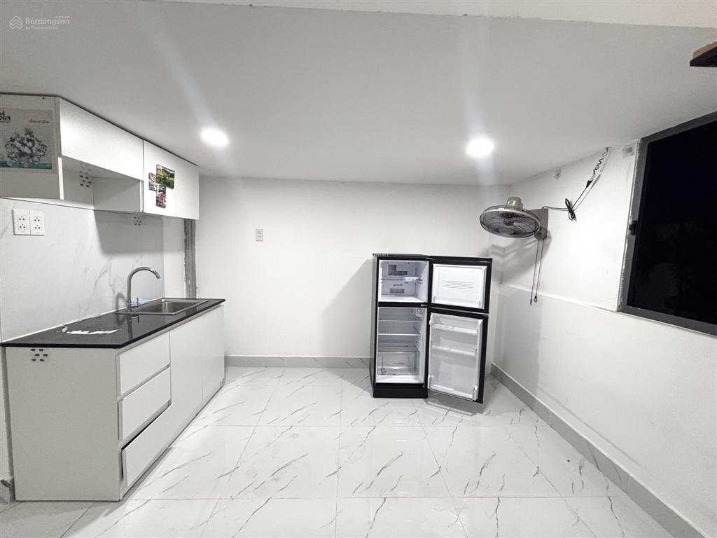 Căn hộ duplex full ntsiêu rộng giá rẻcửa sổ trời lớnthang máytân bìnhlạc long quânbàu cát