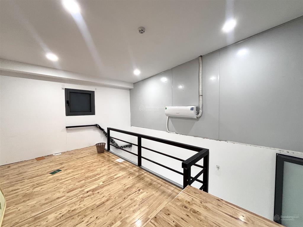 Căn hộ duplex full ntsiêu rộng giá rẻcửa sổ trời lớnthang máytân bìnhlạc long quânbàu cát