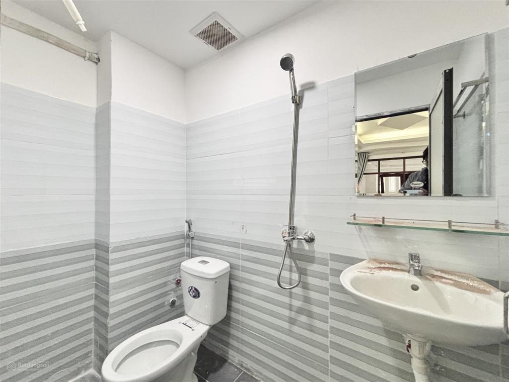 Chung cư mini cho thuê giá rẻnhà mới tân bìnhbảy hiềntân hoàgần lê đại hànhlạc long quân