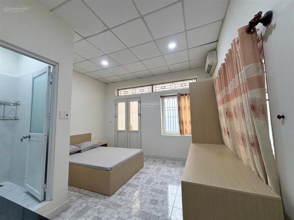 Căn hộ ban công full nt nhà mới tân bình bảy hiền sân bay cmt8 lý thường kiệt bàu cát bắc hải