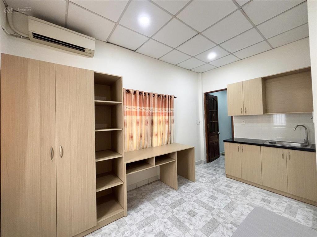 Căn hộ ban công full nt nhà mới tân bình bảy hiền sân bay cmt8 lý thường kiệt bàu cát bắc hải