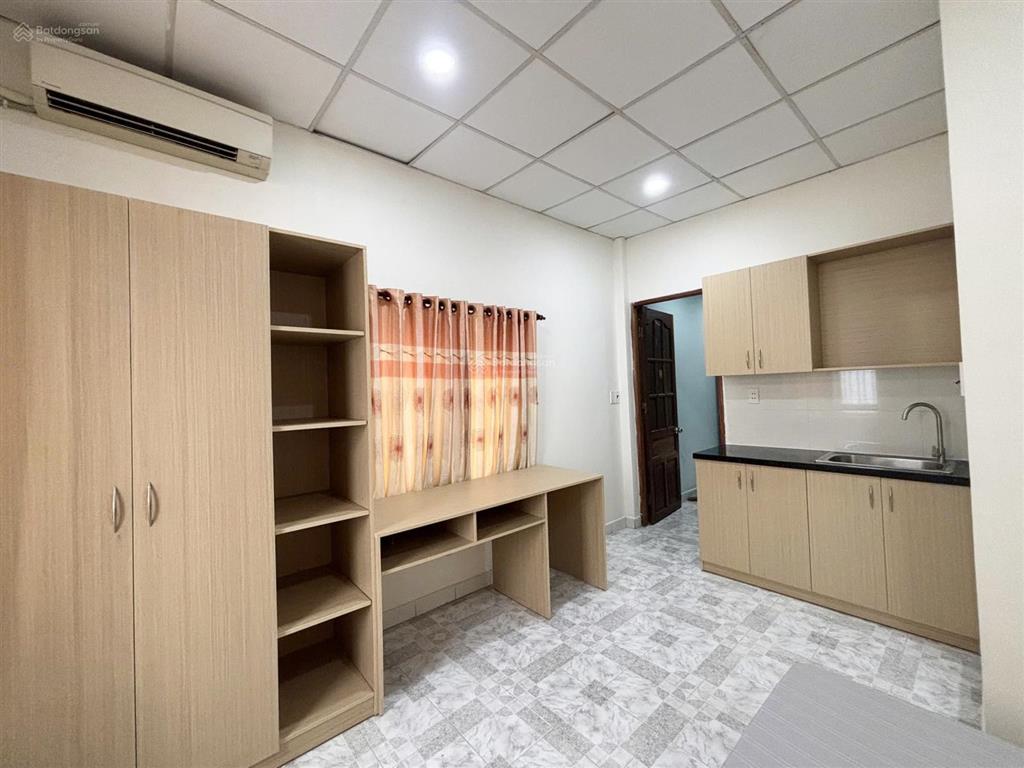 Căn hộ ban công full nt nhà mới tân bình bảy hiền sân bay cmt8 lý thường kiệt bàu cát bắc hải